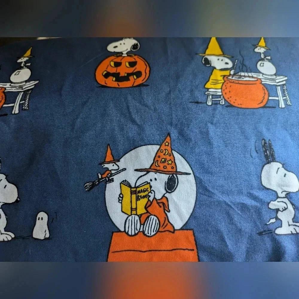 Berkshire Peanuts Branded Flat and Fitted Sheet Navy Halloween‎ Pumpkin Witch